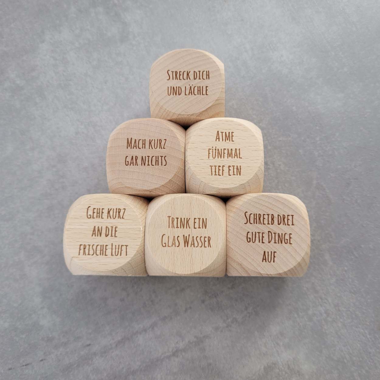 Würfel "Selfcare" aus Holz mit 6 kleinen Aufgaben | Geschenk für Entspannung, Stressabbau & Selbstfürsorge