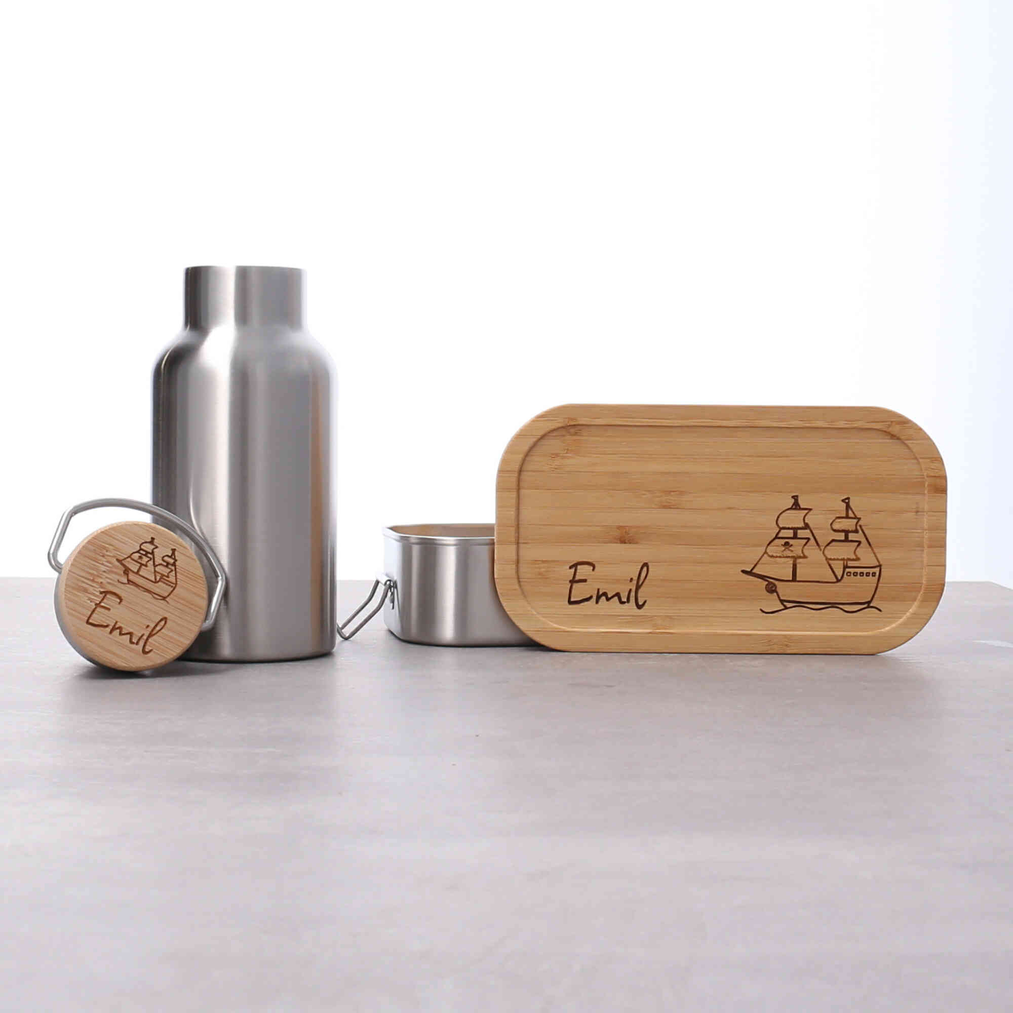 Kinder - Brotdose und Flasche personalisiert