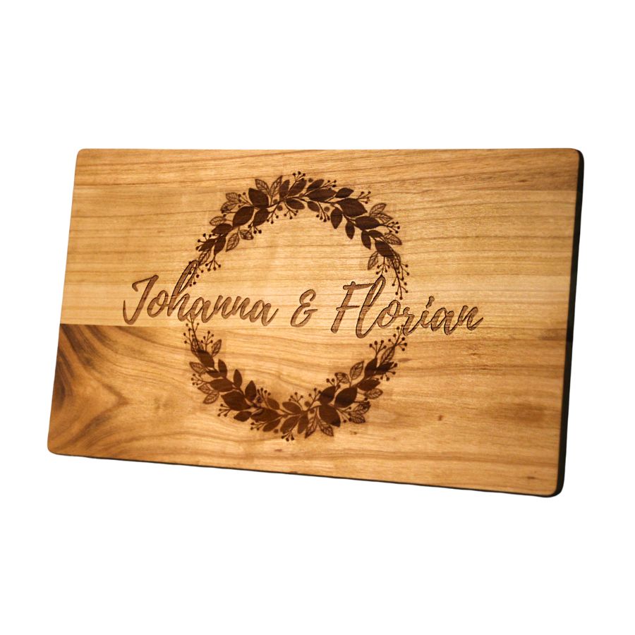 Personalisiertes Kirschholz Vesperbrett mit Kranz und Wunschgravur Holz