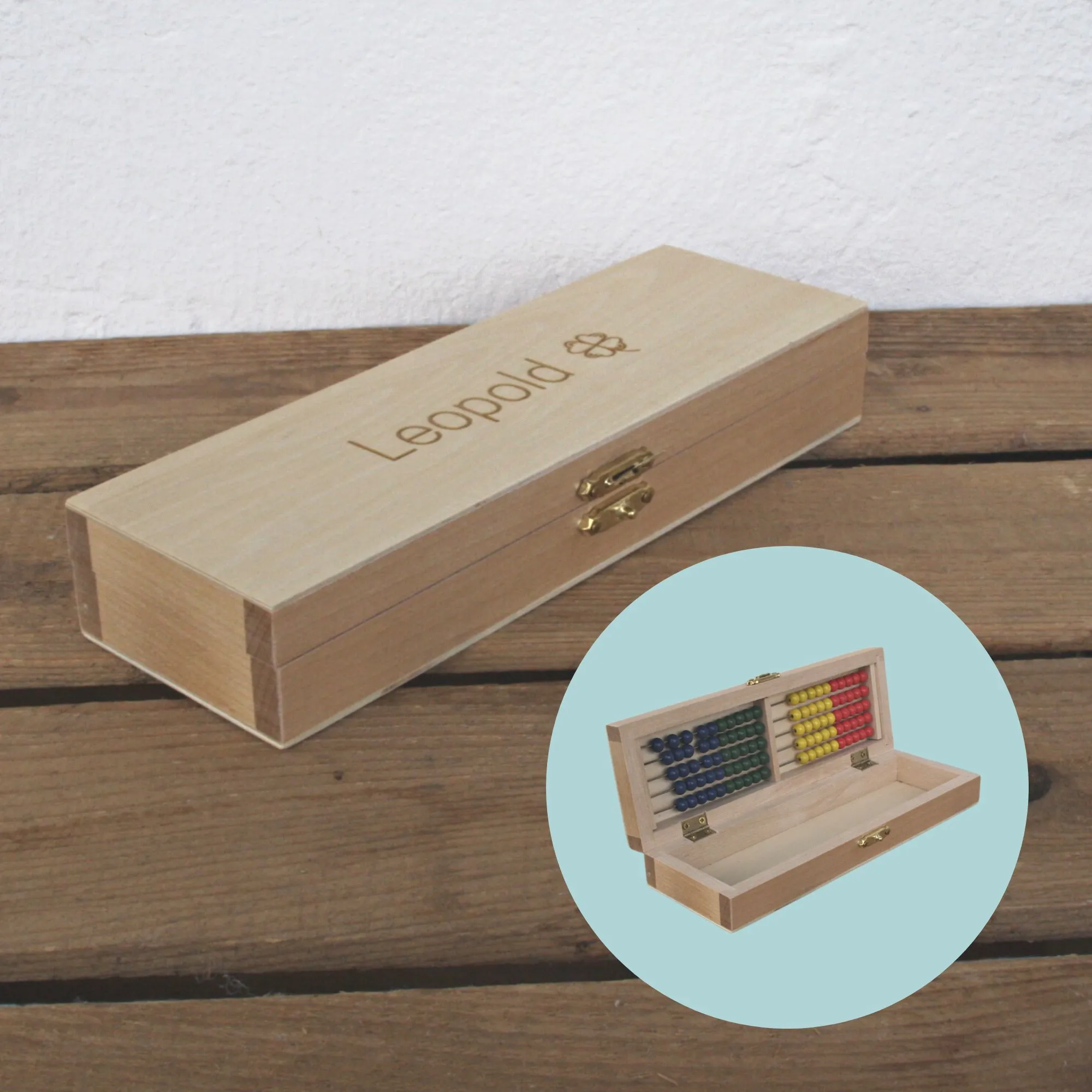 Stiftebox für Grundschüler mit Rechenschieber und Namensgravur
