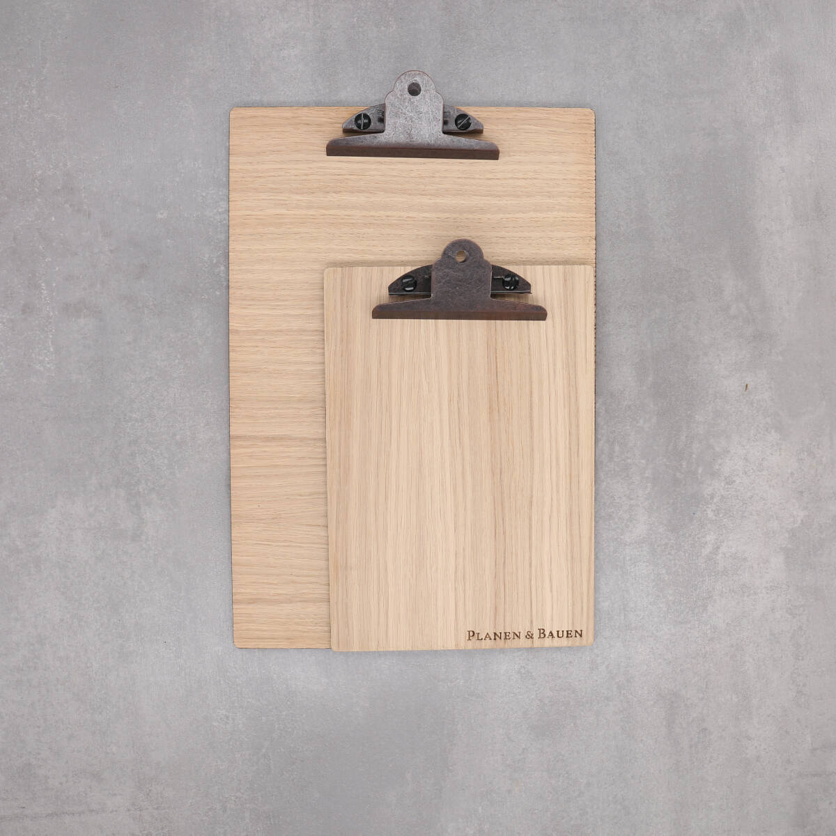 Vintage Klemmbrett aus Holz in 3 Größen, Alt-Messing Klemme, mit Deinem Wunschtext