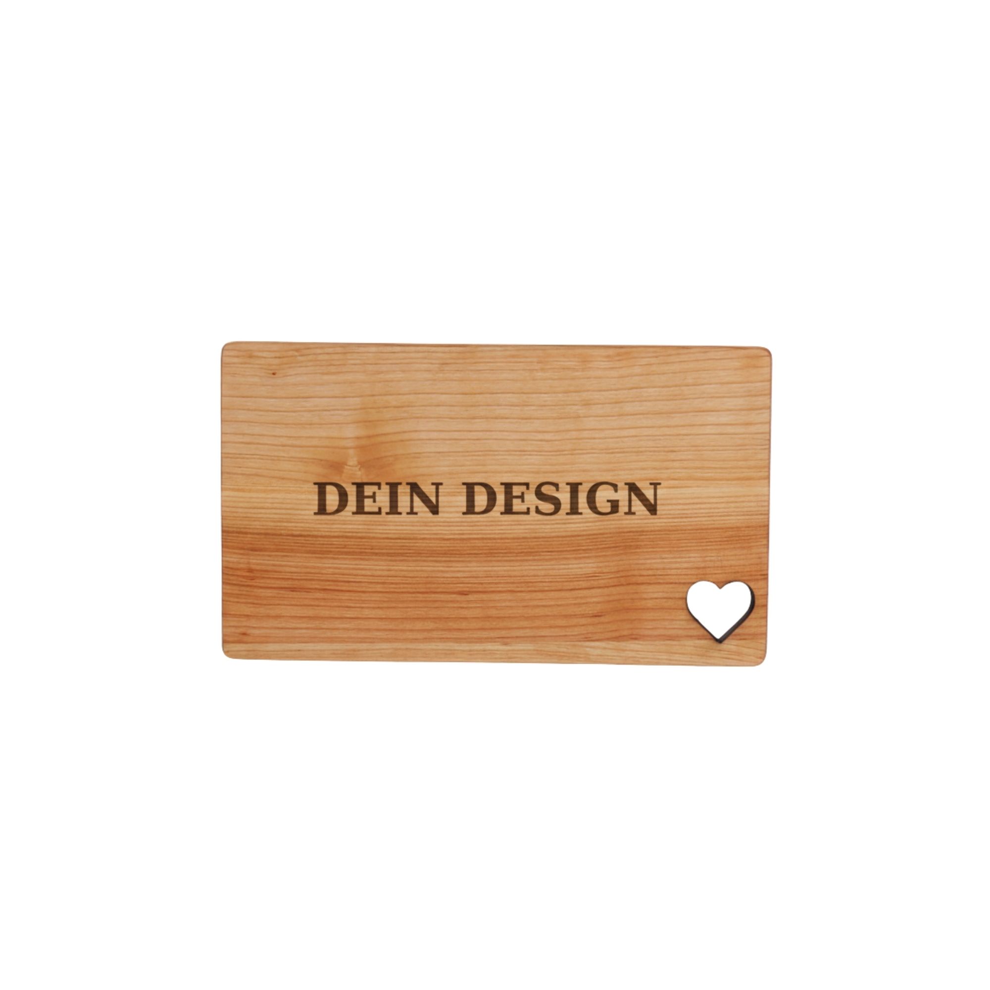 Personalisiertes Frühstücksbrettchen mit Herz Holz, Holz, Holz