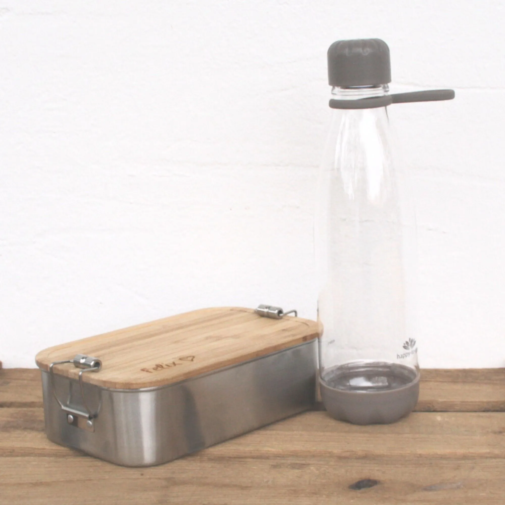 Set für unterwegs - Trinkflasche und personalisierte Lunchbox