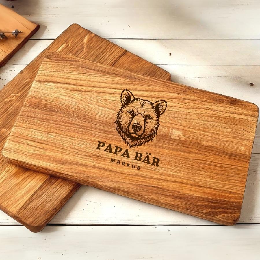 Personalisiertes Vesperbrett "Papa Bär" aus Eichenholz – Ein einzigartiges Geschenk für den besten Papa! Personalisiertes Vesperbrett "Papa Bär" aus Eichenholz – Ein einzigartiges Geschenk für den besten Papa!