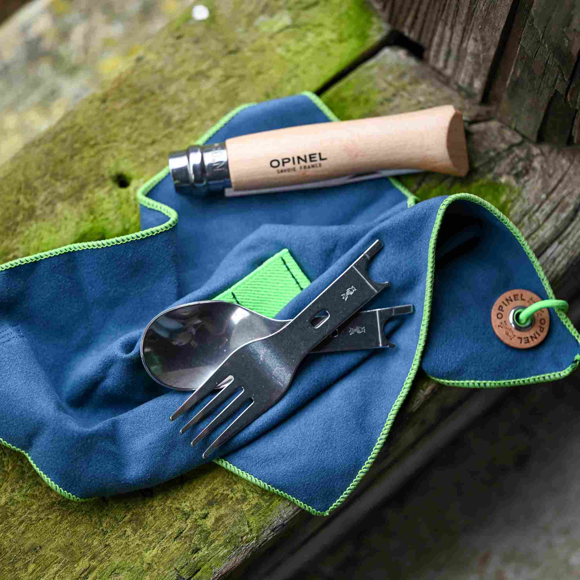 Campingmesser personalisiert mit zusätzlich Löffel und Gabel und damit vielseitig verwendbar