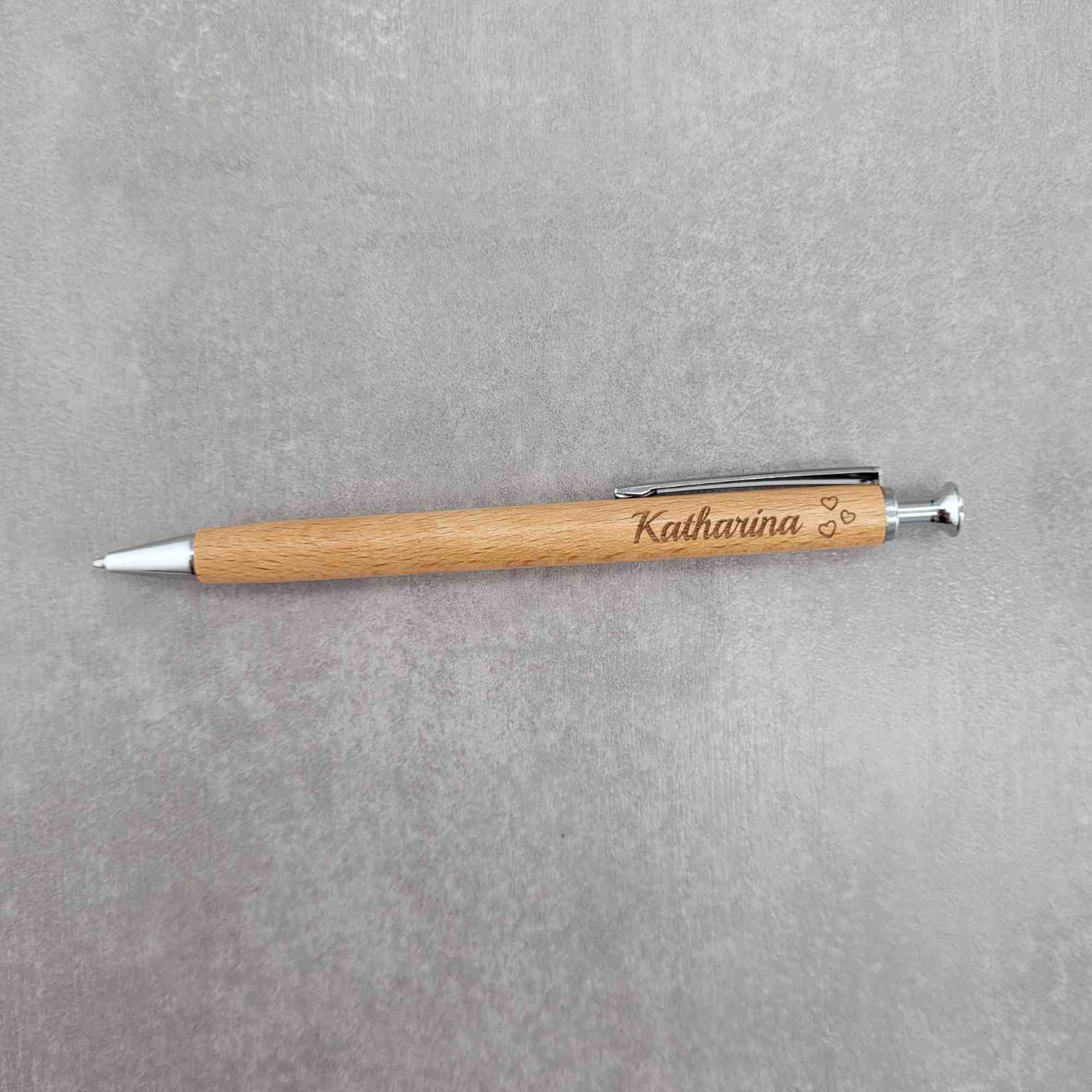 Personalisierter Kugelschreiber mit Namen eingraviert